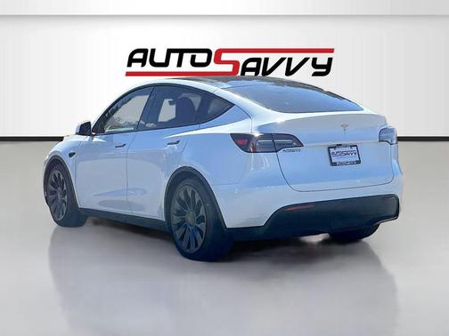 2024 Tesla Model Y Performance Dual Motor All-Wheel Drive