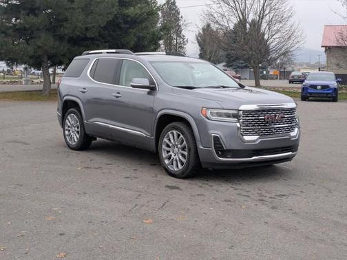 2022 GMC Acadia Denali