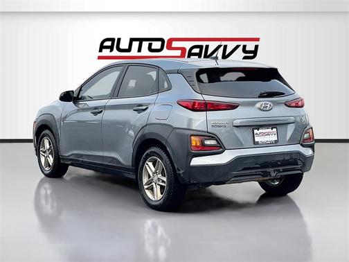 2021 Hyundai KONA SE