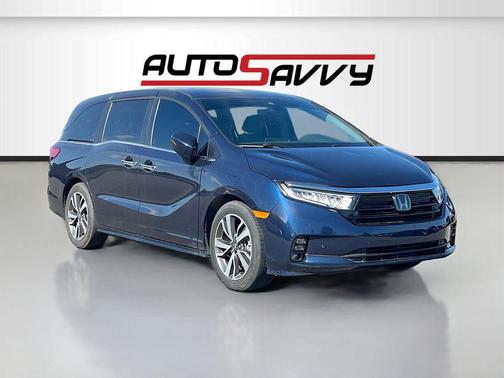 Dark Blue 2024 Honda Odyssey Touring
