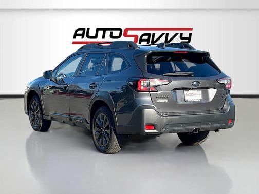 Magnetite Gray Metallic 2023 Subaru Outback Onyx Edition XT