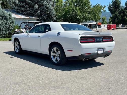 2022 Dodge Challenger SXT