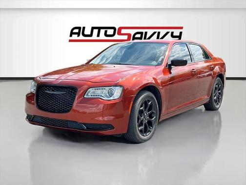 2021 Chrysler 300 Touring