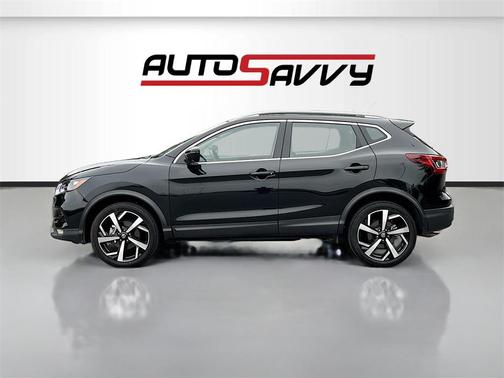 2022 Nissan Rogue Sport SL