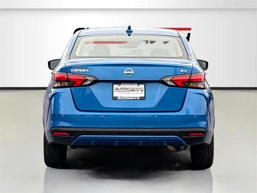 2024 Nissan Versa 1.6 SV