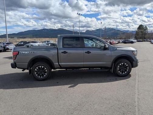 2021 Nissan Titan PRO-4X
