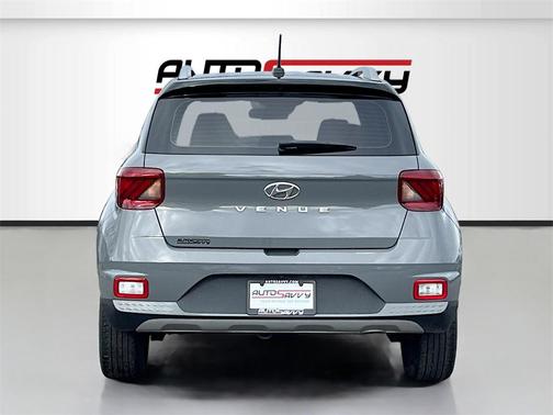 2023 Hyundai VENUE Limited