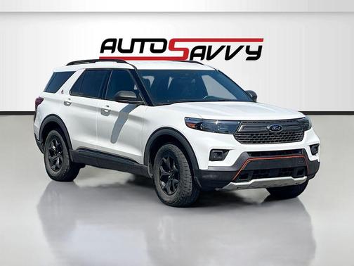 Star White Metallic Tri-Coat 2022 Ford Explorer Timberline