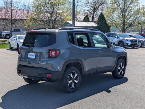 2022 Jeep Renegade Trailhawk
