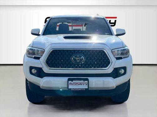 2018 Toyota Tacoma TRD Sport