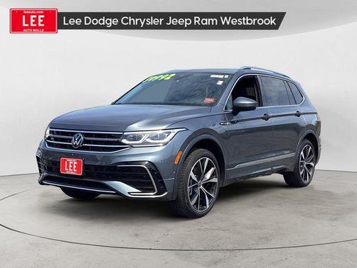 Platinum Gray Metallic 2024 Volkswagen Tiguan 2.0T SEL R-Line 4MOTION