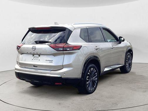 Champagne Silver Metallic 2024 Nissan Rogue Platinum