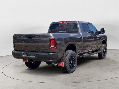 2025 RAM 2500 Tradesman Crew Cab 4x4 6'4' Box