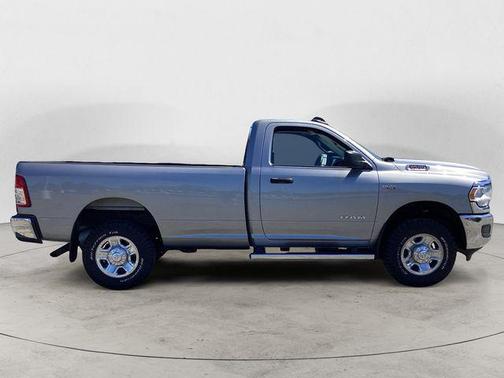 Billet Silver Metallic Clearcoat 2022 RAM 2500 Tradesman Regular Cab 4x4 8' Box