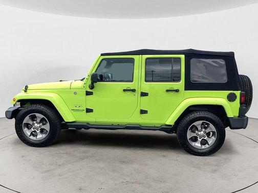 2016 Jeep Wrangler Unlimited Sahara