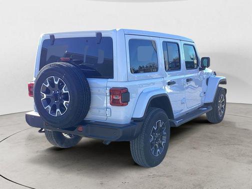 2026 Jeep Wrangler 4-Door Sahara 4x4