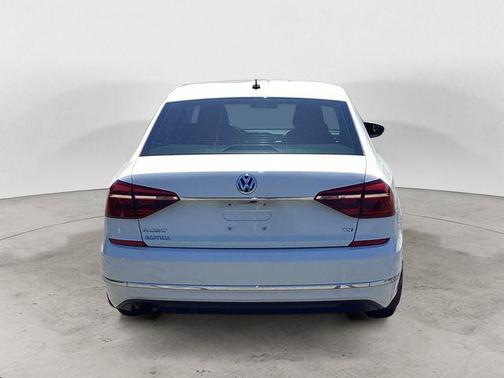 2017 Volkswagen Passat 1.8T S