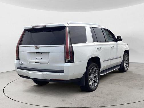 Crystal White Tricoat 2020 Cadillac Escalade Luxury