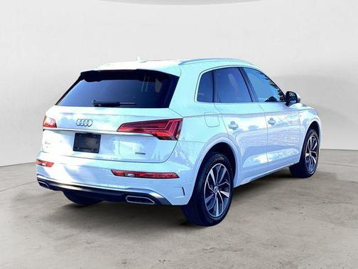 2022 Audi Q5 45 S line Premium