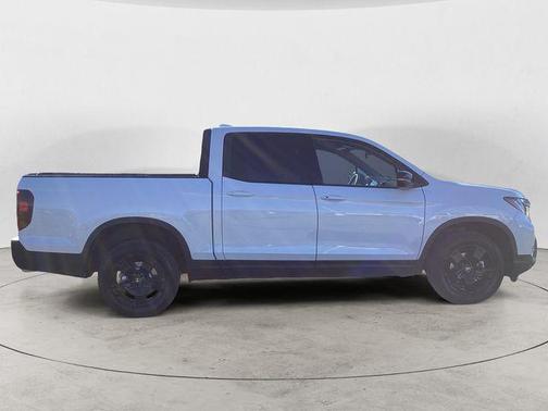 2025 Honda Ridgeline Black