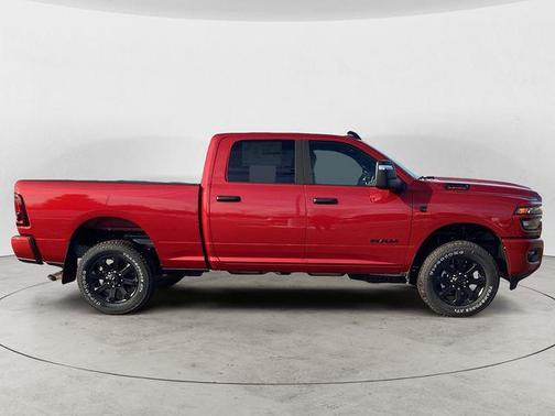 2026 RAM 2500 Big Horn Crew Cab 4x4 6'4' Box