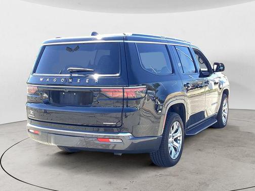Diamond Black Crystal Pearlcoat 2022 Jeep Wagoneer Series II 4x4