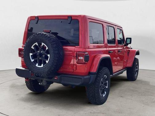 Firecracker Red Clearcoat 2026 Jeep Wrangler Rubicon