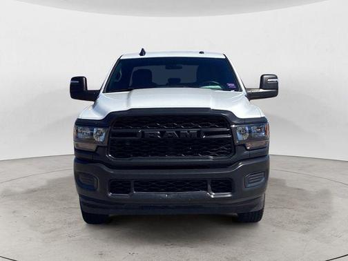 2024 RAM 2500 Tradesman Crew Cab 4x4 6'4' Box