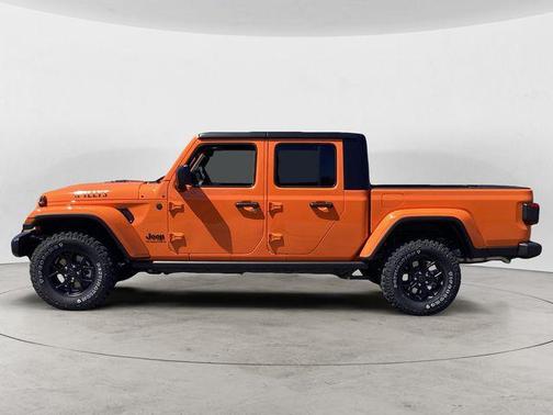 2025 Jeep Gladiator Willys