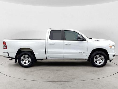 Bright White Clearcoat 2024 RAM 1500 Big Horn/Lone Star