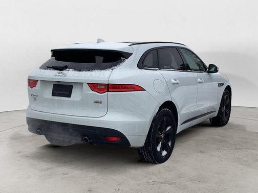 2018 Jaguar F-PACE 25t R-Sport