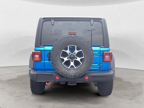 Hydro Blue Pearlcoat 2022 Jeep Wrangler Rubicon