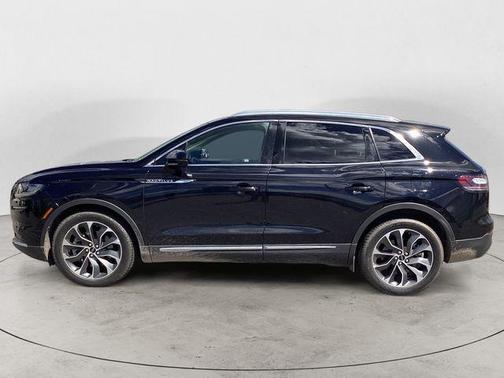 Infinite Black Metallic Clearcoat 2023 Lincoln Nautilus Reserve