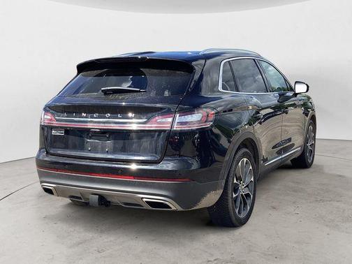 Infinite Black Metallic Clearcoat 2023 Lincoln Nautilus Reserve