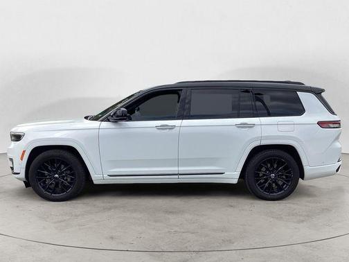 Bright White Clearcoat 2023 Jeep Grand Cherokee L Summit