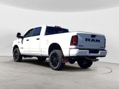 2025 RAM 2500 Big Horn Crew Cab 4x4 6'4' Box