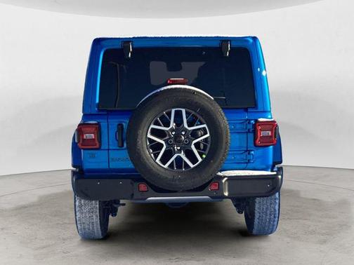 2026 Jeep Wrangler 4-Door Sahara 4x4