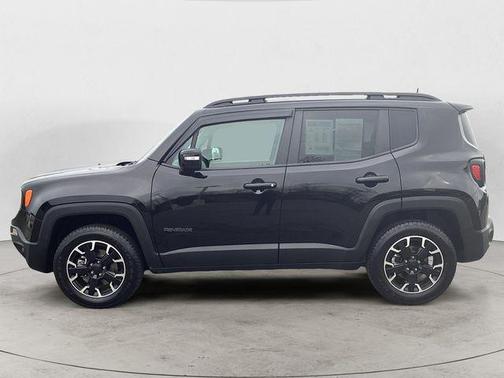 Black Clearcoat 2023 Jeep Renegade Upland