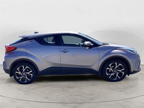 Silver Knockout Metallic 2020 Toyota C-HR XLE