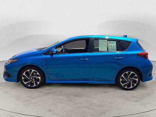 2016 Scion iM Base