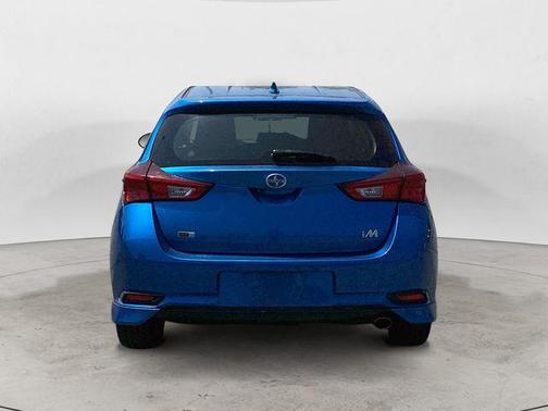 2016 Scion iM Base