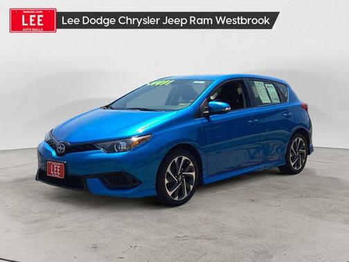 2016 Scion iM Base