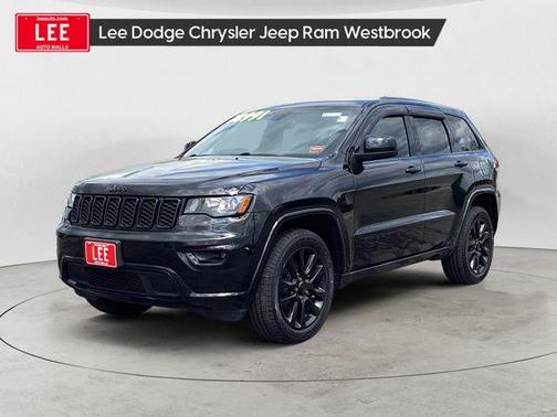 Diamond Black Crystal Pearlcoat 2019 Jeep Grand Cherokee Altitude