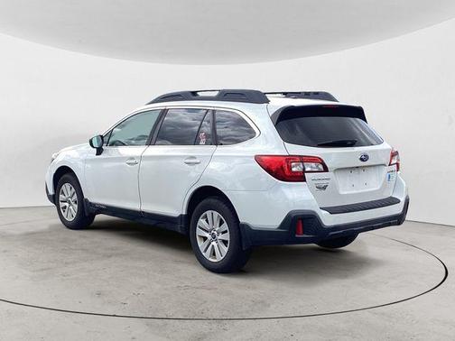 2019 Subaru Outback 2.5i