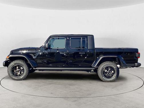2025 Jeep Gladiator Willys