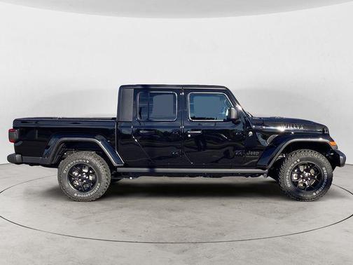 2025 Jeep Gladiator Willys