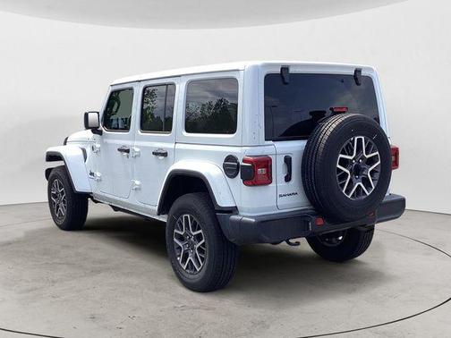 Bright White Clearcoat 2025 Jeep Wrangler 4-Door Sahara 4x4
