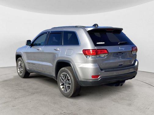 2020 Jeep Grand Cherokee Laredo
