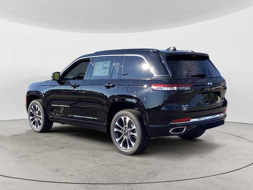 2025 Jeep Grand Cherokee Overland