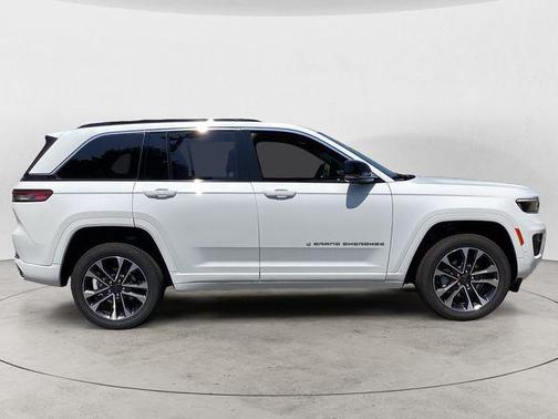 2025 Jeep Grand Cherokee Overland